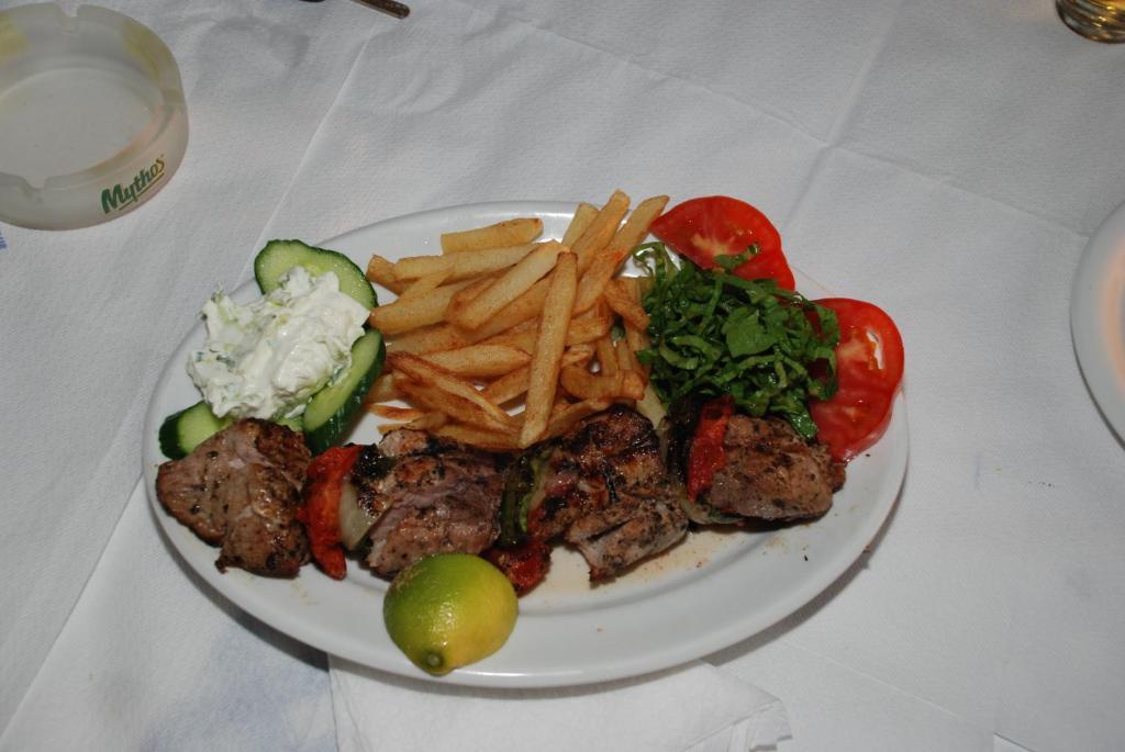 Socrates Apartmens & Restaurant Milatos Zewnętrze zdjęcie